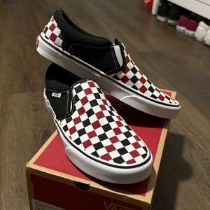 Vans Asher Checkerboard Slip-Ons in Red and White